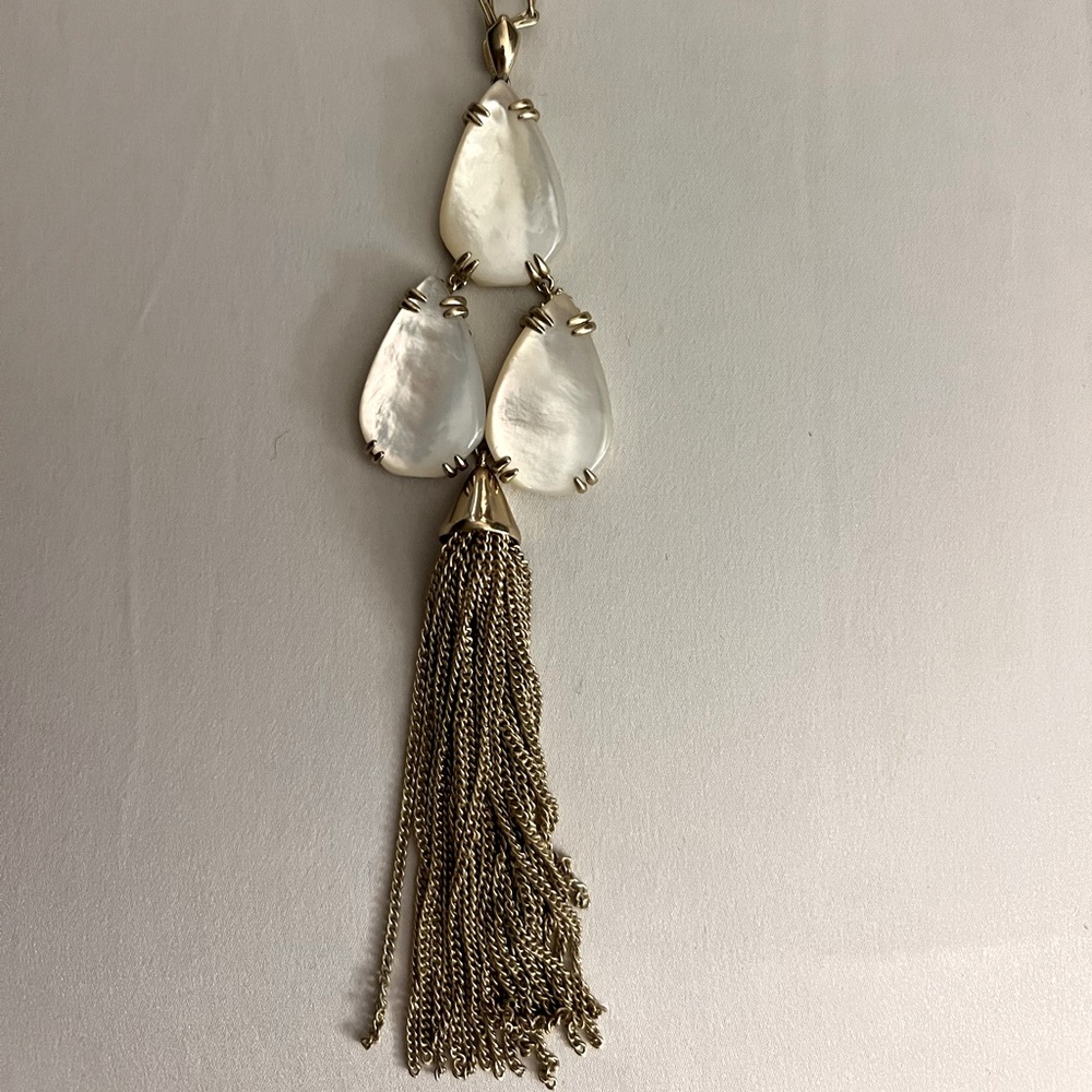 Stella and dot mother of pearl and gold necklace